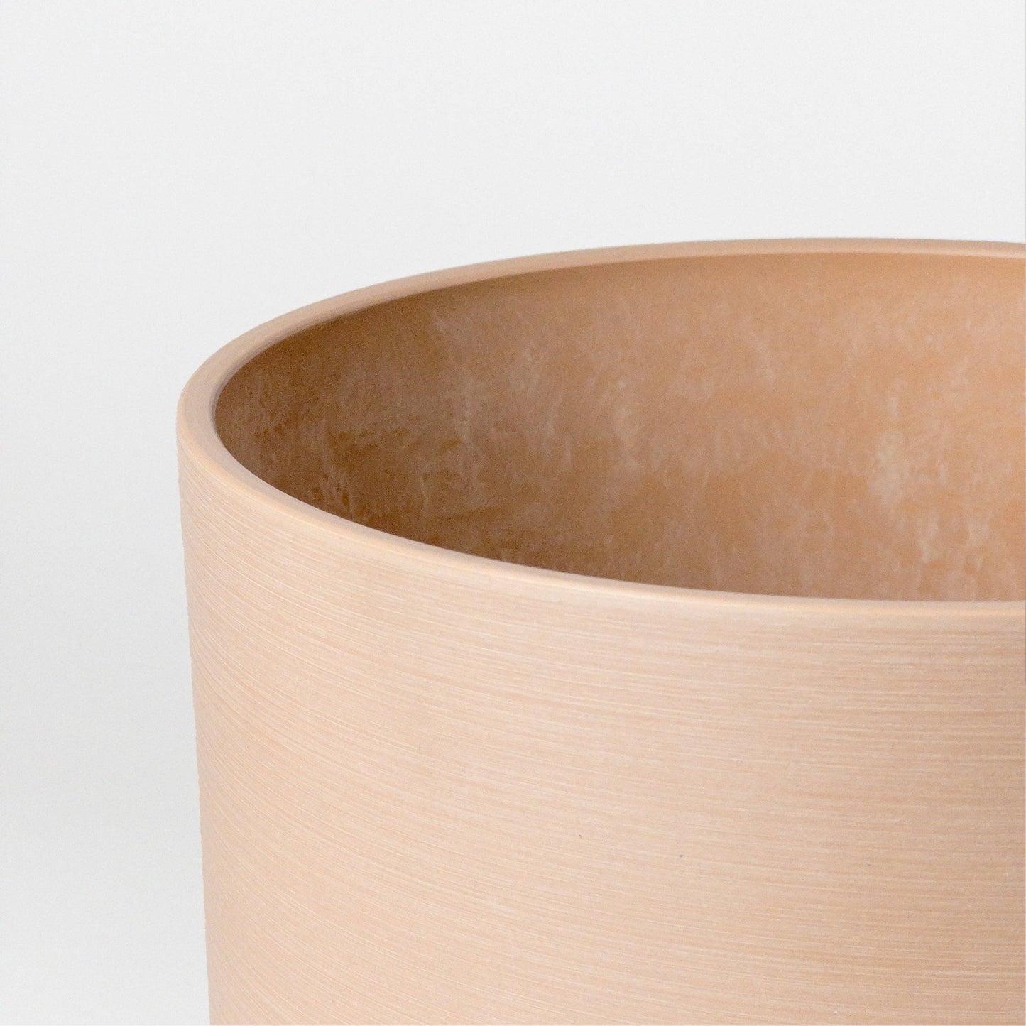 9” Signature Stone Planter & Saucer | Earth Tones: Black