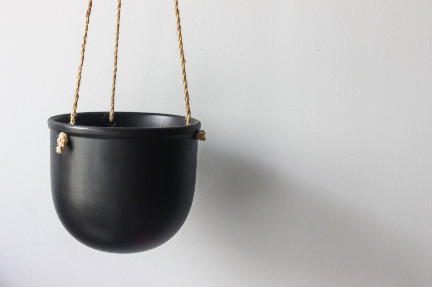 Matte Black Hanging Planter Pot: 7"
