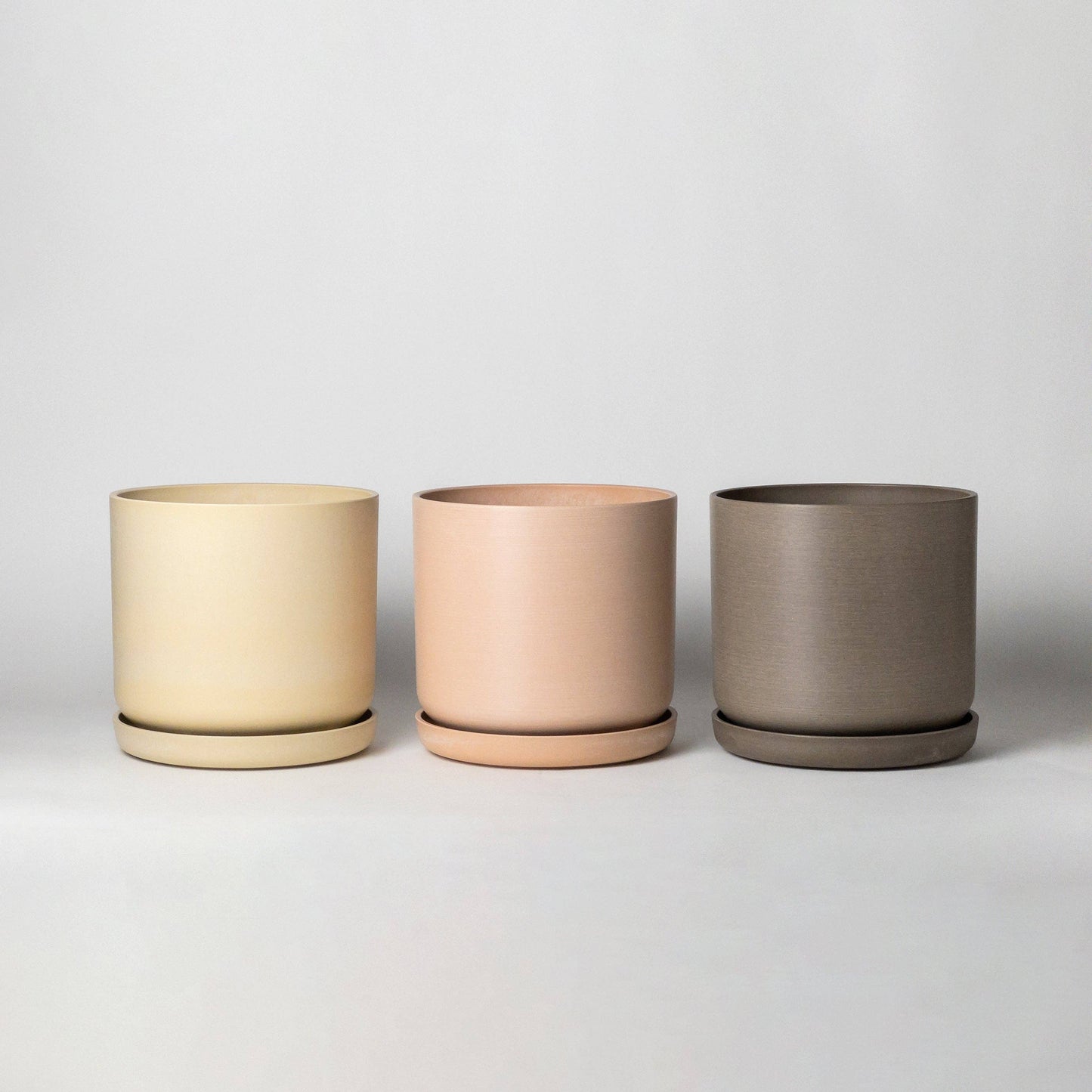 9” Signature Stone Planter & Saucer | Earth Tones: Black